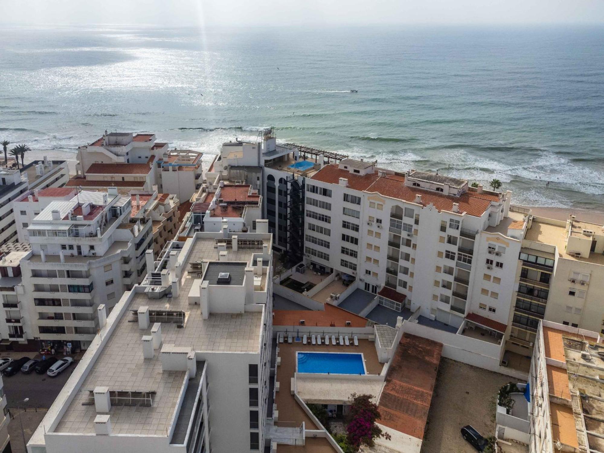 Caravelas 2-Bedroom Apartment With Pool - 50M From The Beach อาร์มาซอง เด เปรา ภายนอก รูปภาพ